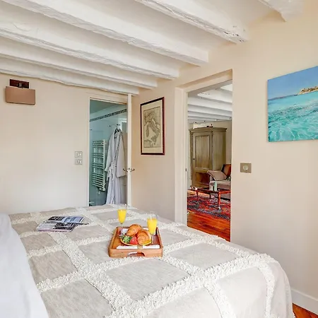 Pompidou & Louvre - 1br - Cityapartmentstay