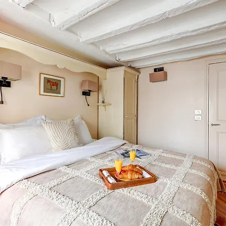 Pompidou & Louvre - 1br - Cityapartmentstay