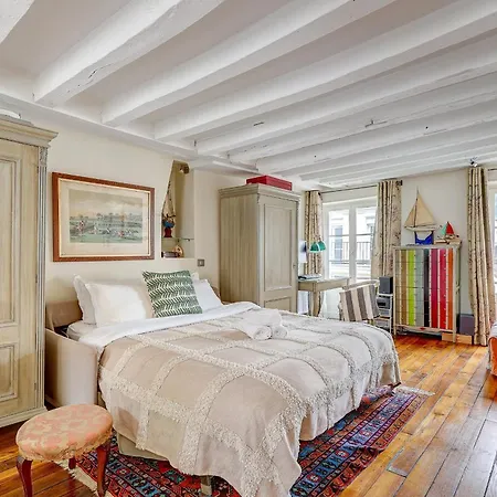 Pompidou & Louvre - 1br - Cityapartmentstay *