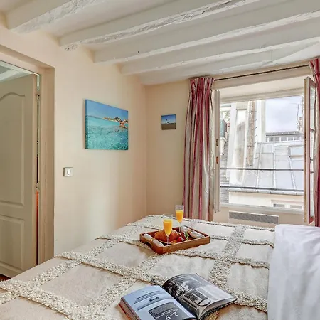 Apartment Pompidou & Louvre - 1br - Cityapartmentstay